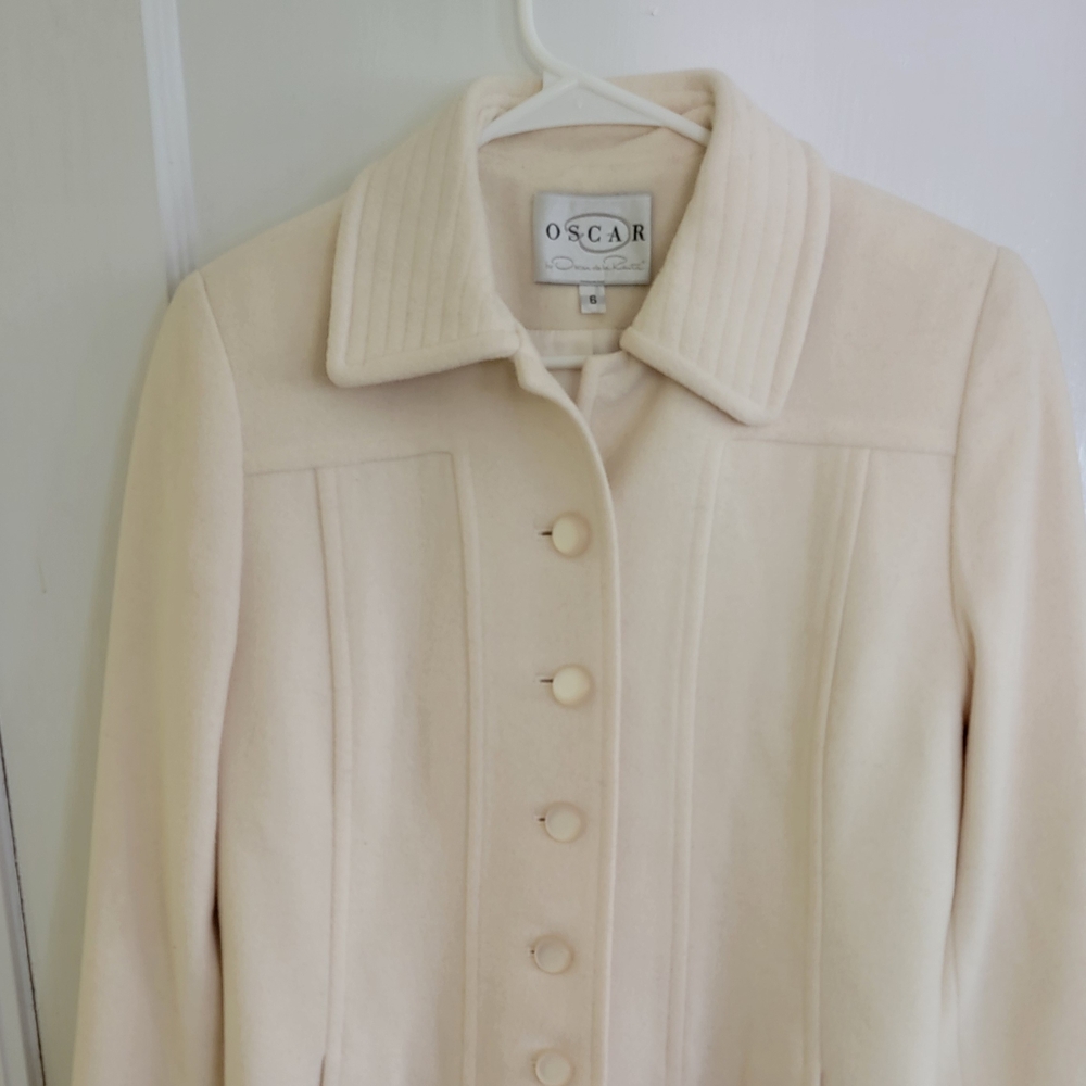 Vintage Oscar De La Renta Women's Cream Wool Coat Size 6